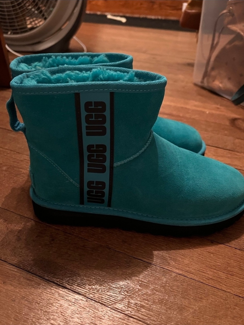 UGG Classic Short Boot - Teal